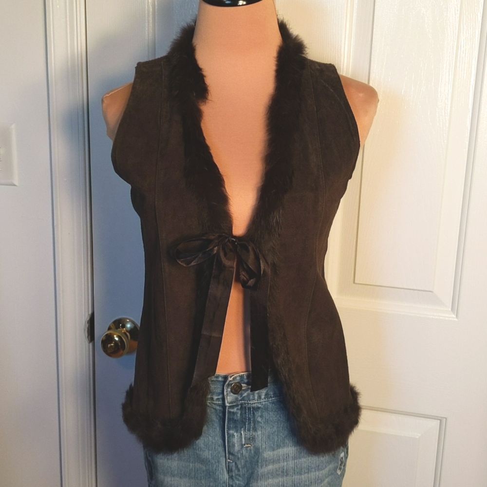Escapade Suede and Rabbit Fur Trimmed Vest Euc